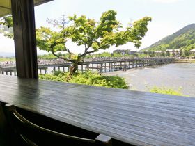 nڂ̑OIłHׂuR悵ނv̋LTlC