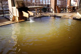 �R�X�p�ō��I�ɍ��ۉ���u���h�ʎ��v�œ��A�艷�򁕃v�`�ґ򃉃��`�̋L���T���l�C��