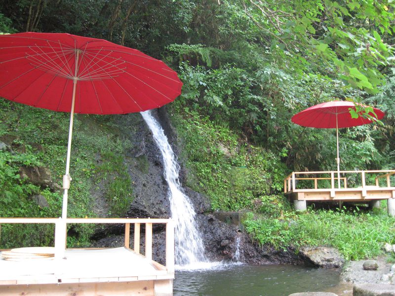 松尾芭蕉も愛した温泉地の美しい渓谷！加賀・鶴仙渓