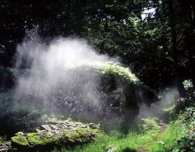 �x��������ό��ŖK�ꂽ���u���Y�ƈ�Y�Q�v�`�c���핽����A���R�АՁA�r�D�����̋L���T���l�C��