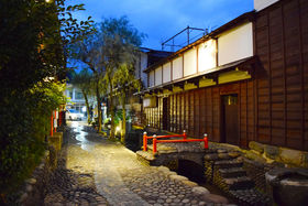 Ɨx̏鉺I򕌁uS㔪v12όfR[X̋LTlC