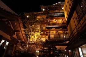 �s���Ȃ���킩��Ȃ��I�������Ȃ��I�u���j�̏h ����v5�̖��͂Ɗy���ݕ��̋L���T���l�C��