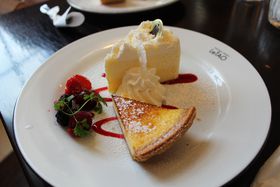 ���M�̂������߃J�t�F���X�C�[�c�X5�I �m�X�^���W�b�N���������J�t�F�I�̋L���T���l�C��