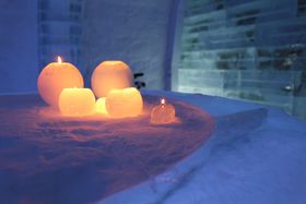 �~�̃C�x���g �k�C���u�A�C�X�q���Y�z�e���v�ŃL�����h�����̌��̋L���T���l�C��