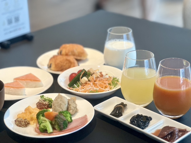 4�D�x�R�s�̂������߃z�e���F�z�e��JAL�V�e�B�x�R