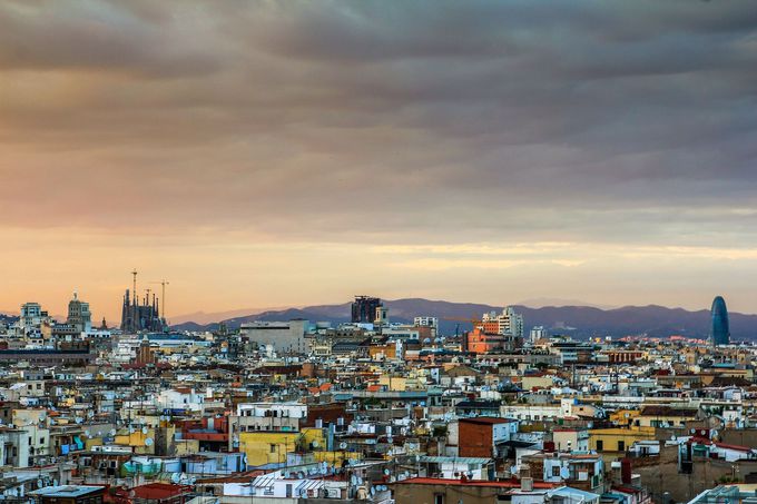 バルセロナ行きの直行便はある 経由便でスムーズに行く方法もチェック スペイン トラベルjp 旅行ガイド