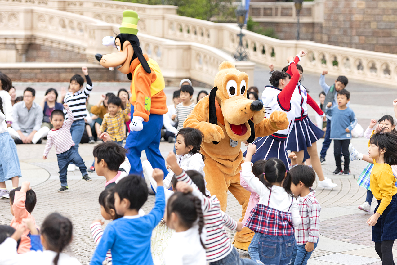 ダンス動画を投稿しよう 東京ディズニーランド レッツ ジャンボリミッキー 動画投稿キャンペーン 千葉県 トラベルjp 旅行ガイド