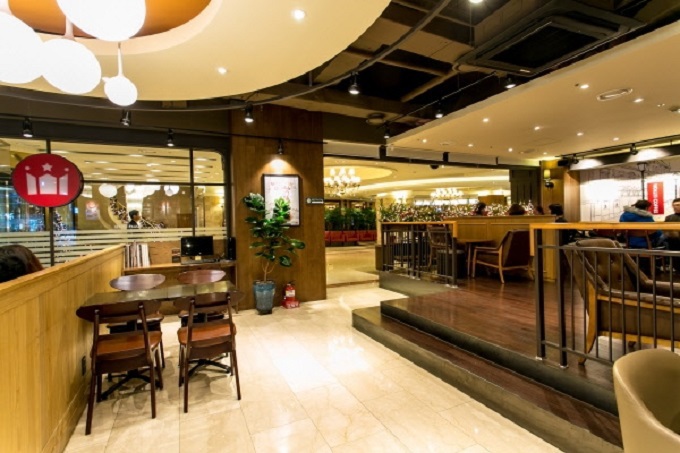 ٓɂ͂HOLLYS COFFEEI