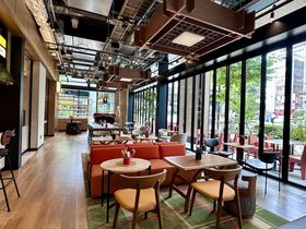 lƊXqVzeuLvV by Hyatt  vhr[̃TlC