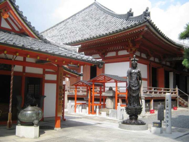京都〜清盛の供養塔がある六波羅蜜寺