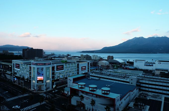 7色に変わる桜島を一望 鹿児島サンロイヤルホテル 向田邦子ゆかりの宿 鹿児島県 Lineトラベルjp 旅行ガイド