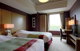 �N���V�J���ȉp���̓@��ɏ����ꂽ�悤�ȁu�z�e�������g���ԍ�v�ŗD��ȑ؍݂��̋L���T���l�C��