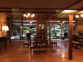 伝統ある風情と格式「城崎温泉 西村屋本館」は、懐かしい旅情を感じる老舗旅館
