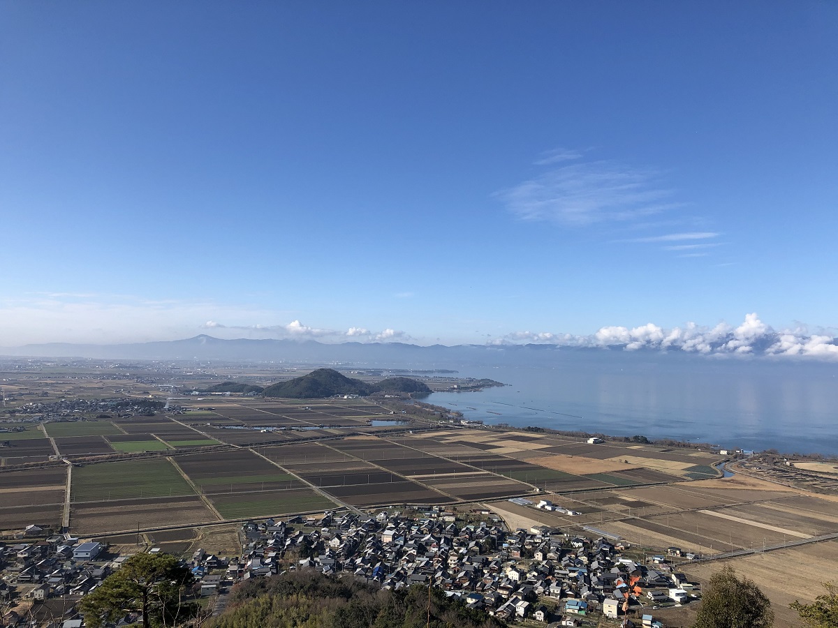琵琶湖と安土山遠望