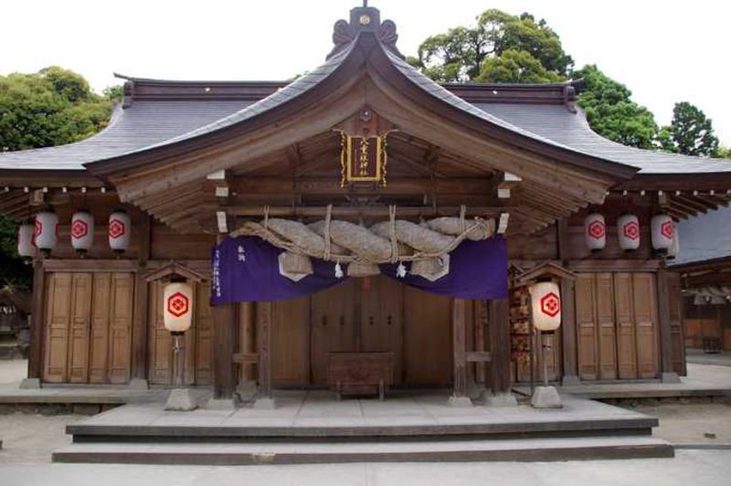 鏡の池で縁占い——島根県・八重垣神社