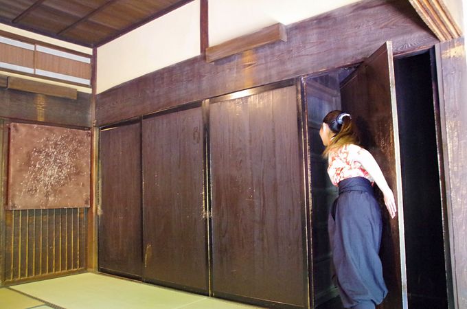 「伊賀流忍者博物館」の見どころ、忍者屋敷のカラクリに仰天！