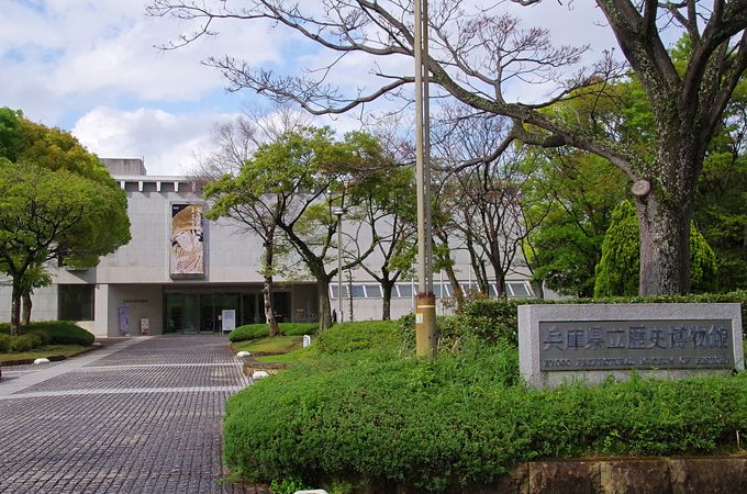 兵庫県立歴史博物館は美しい姫路城天守が見られる穴場スポット