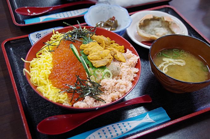 鳥取 境港水産物直売センター で美味しいベニズワイガニを食べよう 鳥取県 Lineトラベルjp 旅行ガイド