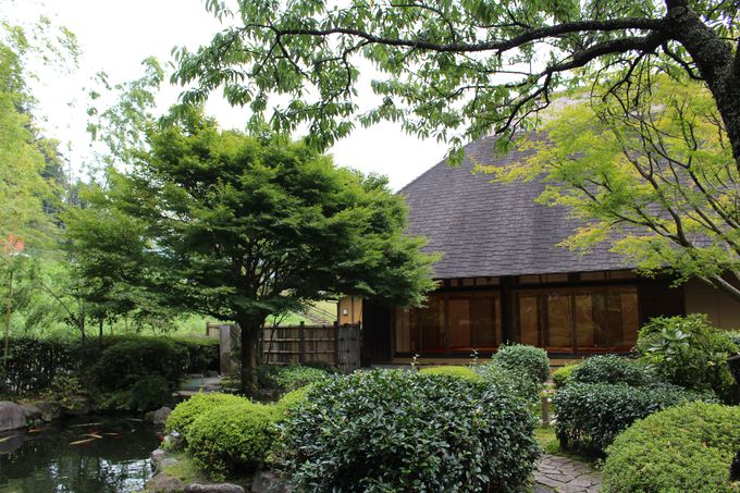 道の駅に美しい日本庭園が併設