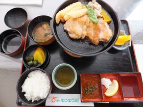 �������̒n�{�u���g���{�v�ɐ�ہI���̉w�u����䂤�䂤�فv�̋L���T���l�C��