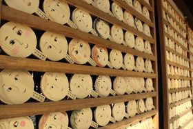 �u���G�n�v�Ŕ��l�F��I���s�E�͍��_�Ђ͏����ׂ̈̃p���[�X�|�b�g�I�̋L���T���l�C��