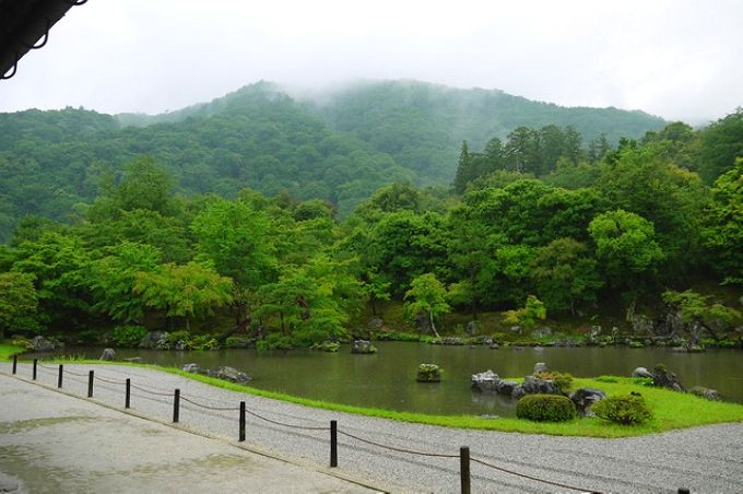 �n�������ӂ̐��݂��X�|�b�g