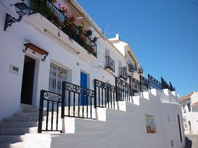 �G�{�����яo�����I�X�y�C���E�A���_���V�A�̔������~�n�X�̋L���T���l�C��