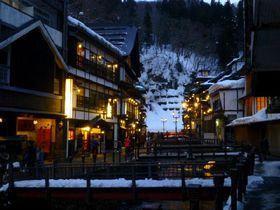 冬におすすめの温泉地10選 雪見風呂・冬限定イベントも！【2021】