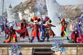 �����f�B�Y�j�[�V�[�n���E�B�[��2018�I�͗d�����������p�[�e�B�[�̋L���T���l�C��