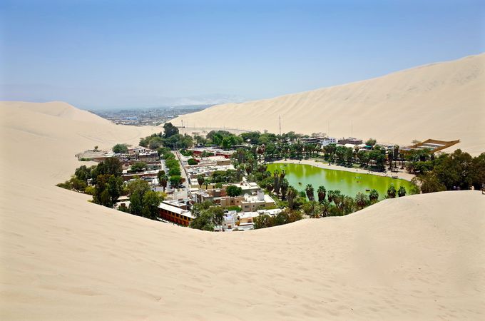 砂漠のオアシス ペルー ワカチナ で砂まみれになって遊ぼう ペルー Lineトラベルjp 旅行ガイド