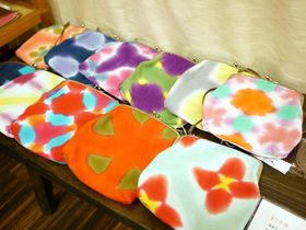 �J���t���ȗL���i��u�܂�ؖȁv�A���É��̓`�������ɐV�������̋L���T���l�C��