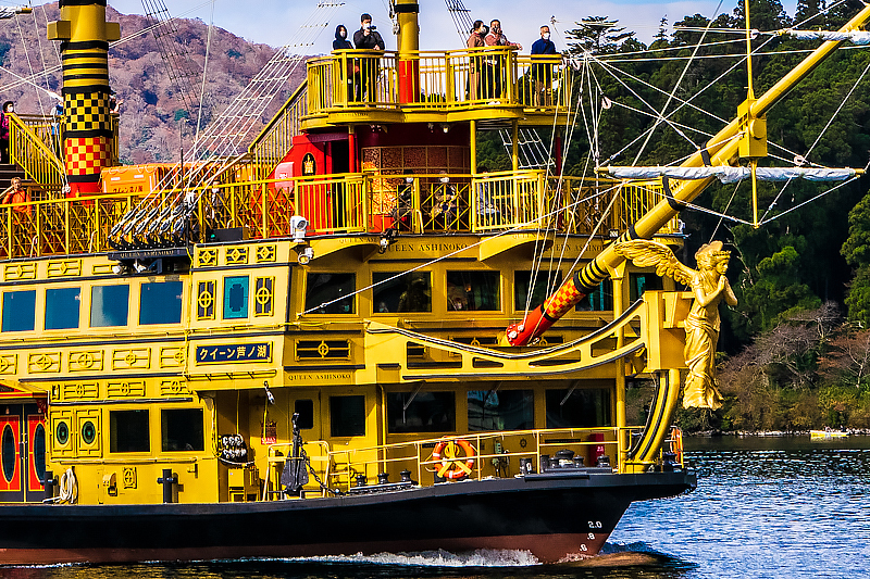 �����t���[�p�X�Ŗ����E�����ɂȂ锠���̃X�|�b�g8�I