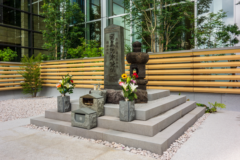 日本三大怨霊!平将門の祟りが怖すぎる千代田区「将門の首塚」※リニューアル情報追記