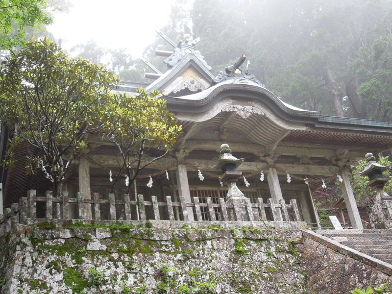 世界遺産のパワースポットめぐり〜熊野古道の三つの神社