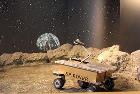 MlXFvl^ESRsɁIFsm̌łI̋LTlC