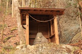 �߉ϐ�Ȃ̈ꌬ�h�ƃp���[�X�|�b�g���I�����̗��E�Ȗ؁u������v�̋L���T���l�C��