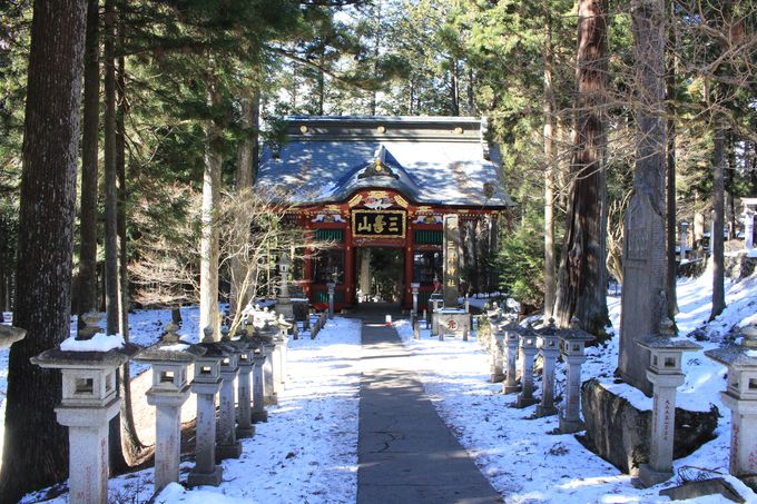 OR̎RɗO_ЁI_tł̏h͂Ր_ɕґ