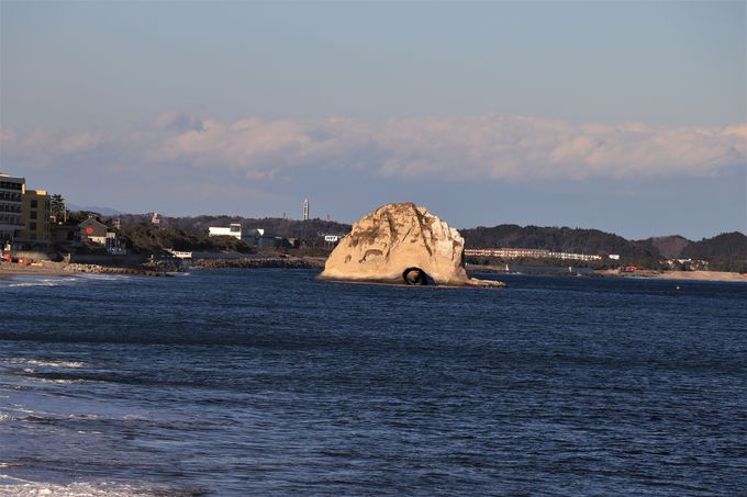 ��錧�łQ�ԖڂɒႢ�R�I�����������̓V�܎R�Ɠ�c��