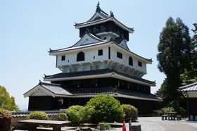 svcȂ̓Vu⍑vU߂ɍsI̋LTlC