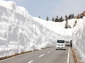 圧巻！雪の回廊を行く春のお勧めドライブ　志賀草津高原ルートへ