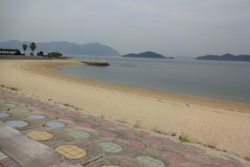 すなみ海浜公園で、海水浴〜温泉？！広島県三原市で海と遊ぶ