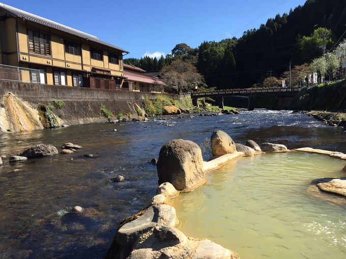 風情ある温泉街「長湯温泉」は日本一の炭酸泉