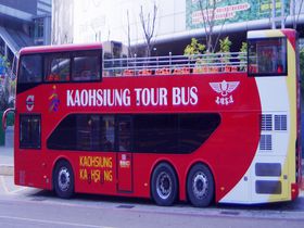 台湾・高雄の二階建てオープントップバスで人気スポットを巡ろう！