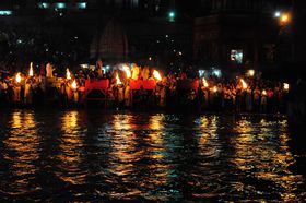 KWX̕KKX|bgInnh[şF̋V̌̋LTlC