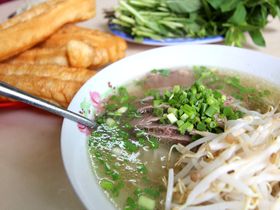 �x�g�i�����s�Ő�ΐH�ׂ����I�{���3�喼���O�����͂���I�̋L���T���l�C��