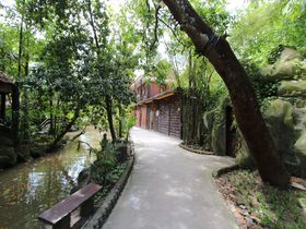 �x�g�i���E�J���g�[�̃o���K���[�u�~�[�J���E�c�[���X�g�E�r���b�W�v�Ŏ��R���y���ނ̋L���T���l�C��