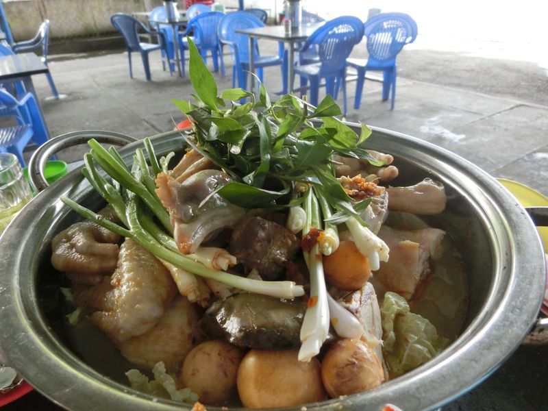 レストランにはない味！ベトナムで食べる食堂グルメ５選
