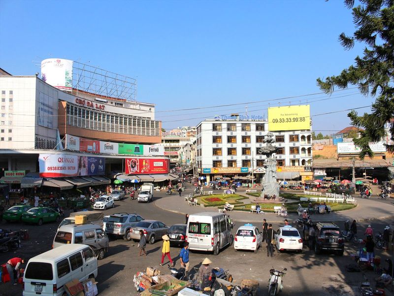 ベトナム・ダラットの中心に位置する「アン ダオ ホテル」