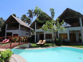 �������y���߂�o���K���[ �x�g�i���E���C�l�[�u�����J���H�C�v�̋L���T���l�C��