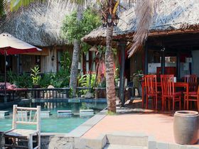 �x�g�i���̃��C�l�[�Ő����t�𒮂���o���K���[�u�W���[�Y�J�t�F�v�̋L���T���l�C��